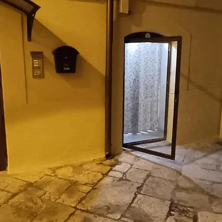 بيت ضيافة Corte Morgese Grand Flor 3*